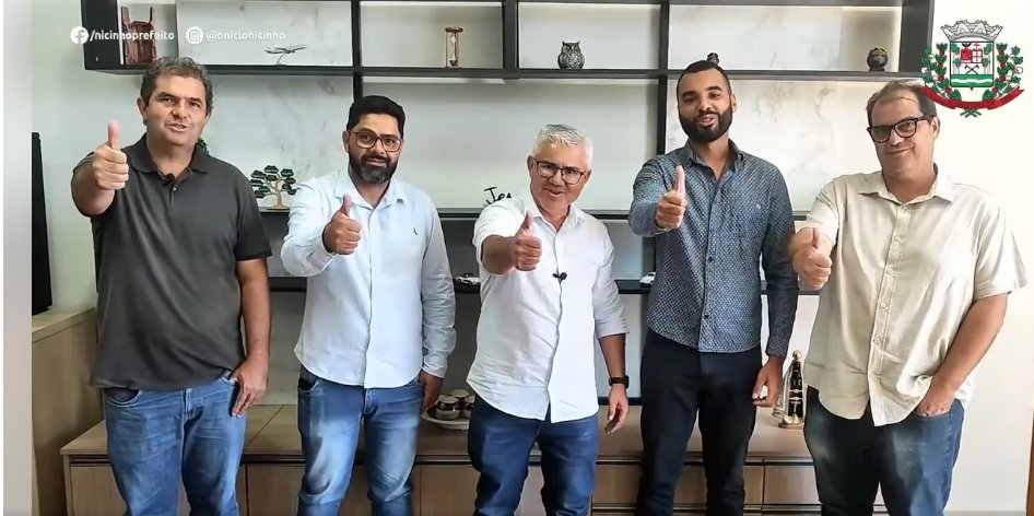 Captura de tela_12-4-2025_15738_www.facebook.com