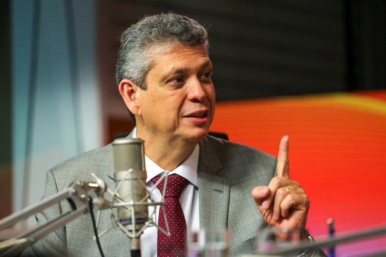 9aa0bf80-97a4-4dbb-87a6-f0164eeaa34a